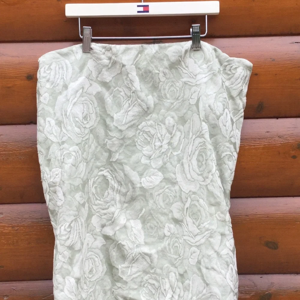 🪑 CHAIR COVER Sheer Romance EMBROIDERED FLORAL SHEER OVERLAY VNUC